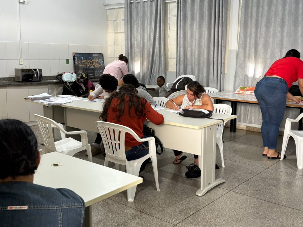 Segunda triagem de crianças do Projeto Arco-Íris, Instituto Ômega