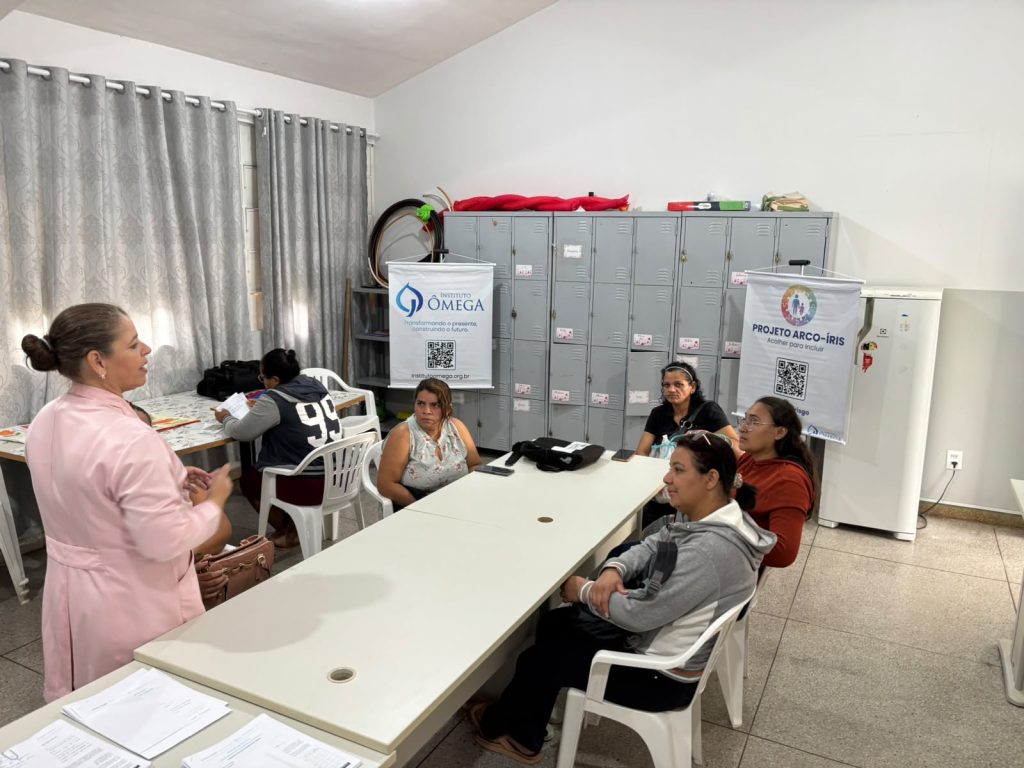 Segunda triagem de crianças do Projeto Arco-Íris, Instituto Ômega