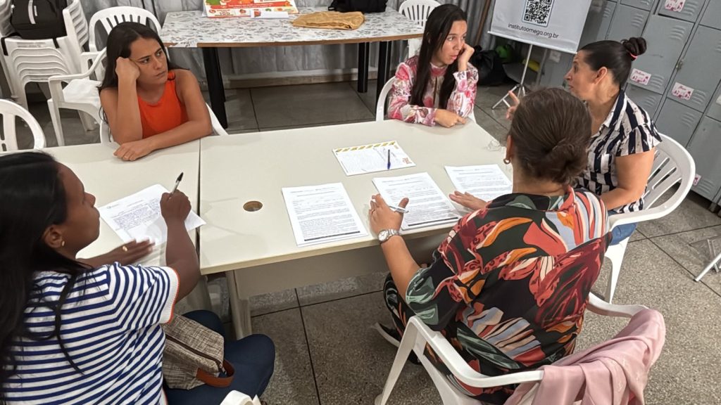 Segunda triagem de crianças do Projeto Arco-Íris, Instituto Ômega